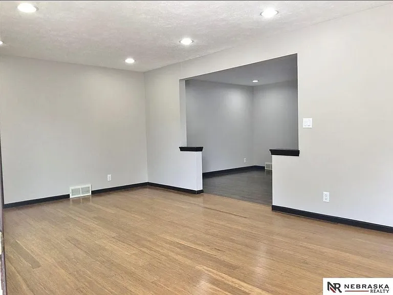 7736 Charles St — Photo 5