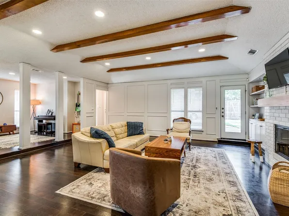 1109 Auburn Dr, Arlington, TX 76012