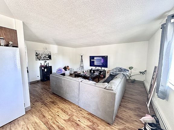 4th image of 2717 W 22nd St #4