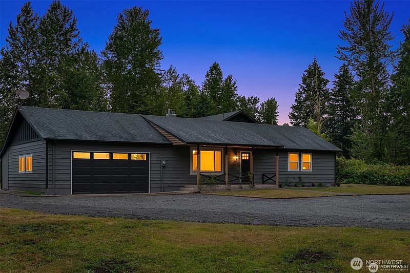 4th image of 23111 58th Avenue E