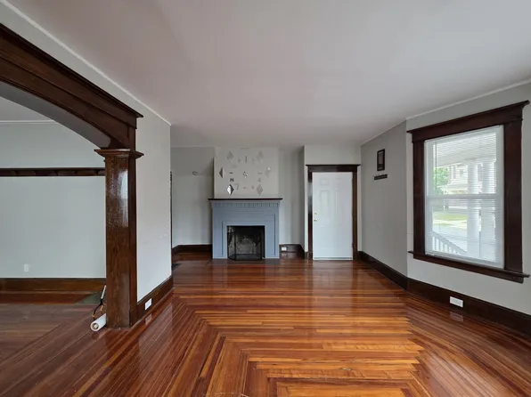 126 Hobart St, New Haven, CT