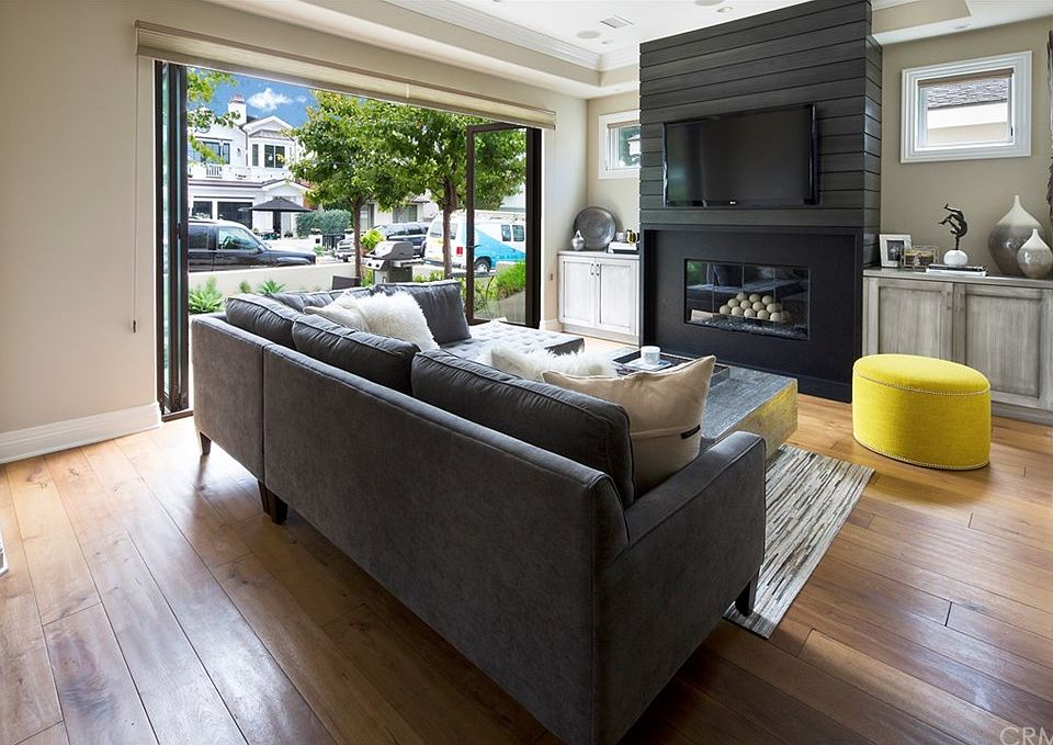1st image of 613 1/2 Larkspur Ave