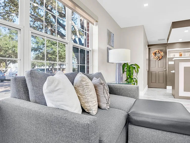 The Amian Residence — Photo 17