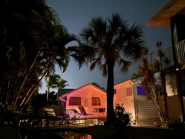 701 Broadway St, Longboat Key, FL 34228