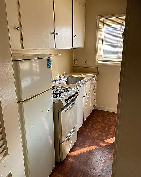 1st image of 5700 Woodward St APT 6