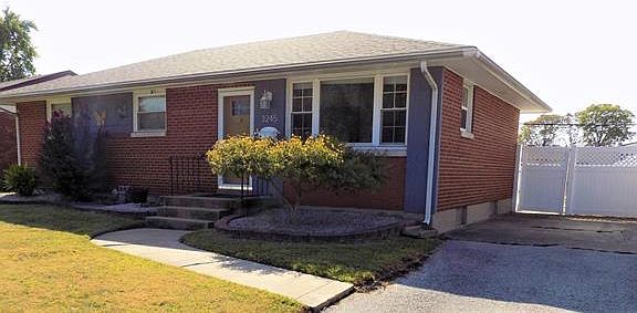 2nd image of 3245 Carlson Ave