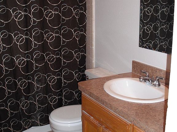 5th image of 501 Panay Way Dr