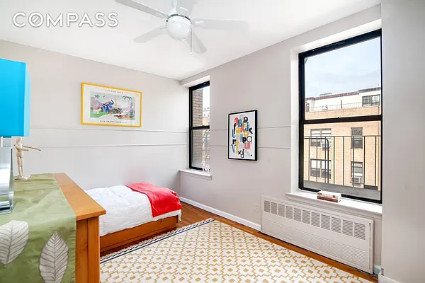 Sold by Compass | media 17