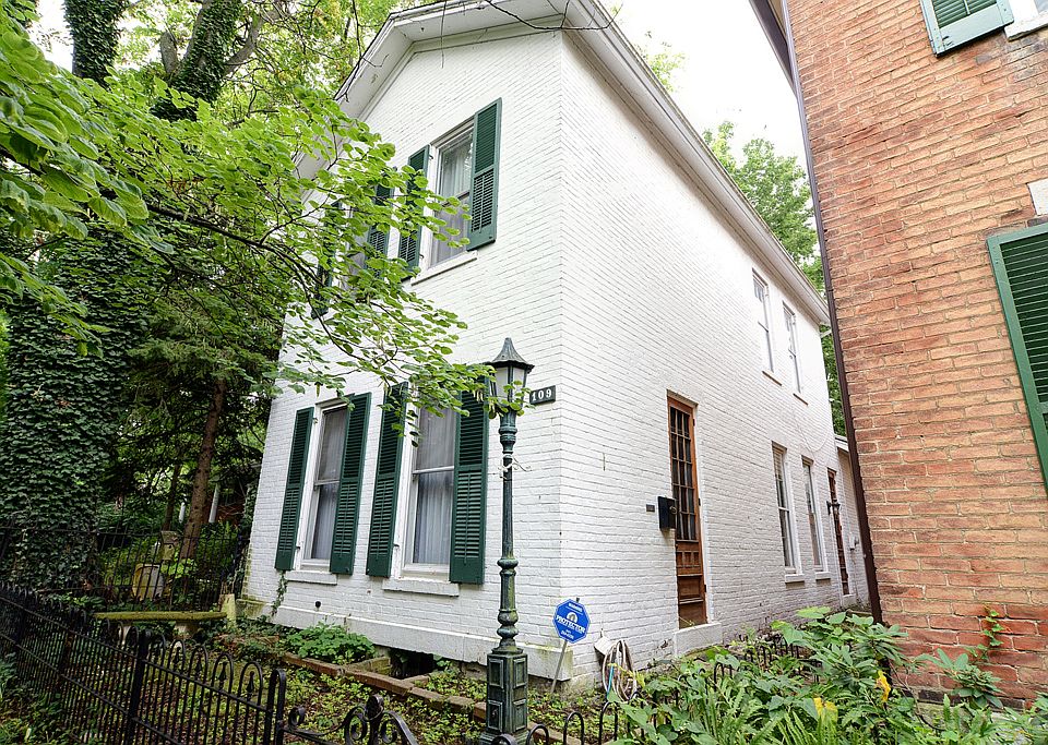 1st image of 109 La Belle St