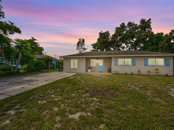 1905 Harvard Ave, Bradenton, FL 34207