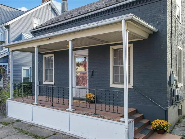 319 Main St, Freemansburg, PA 18017