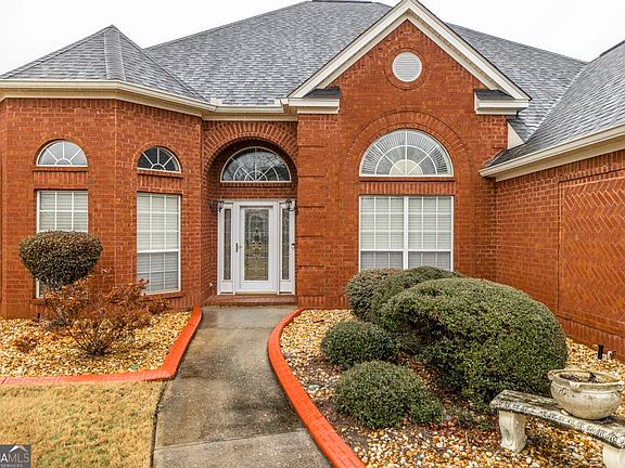 5th image of 209 Trellis Walk