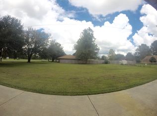 613 Marteau Rd, Broussard, LA 70518