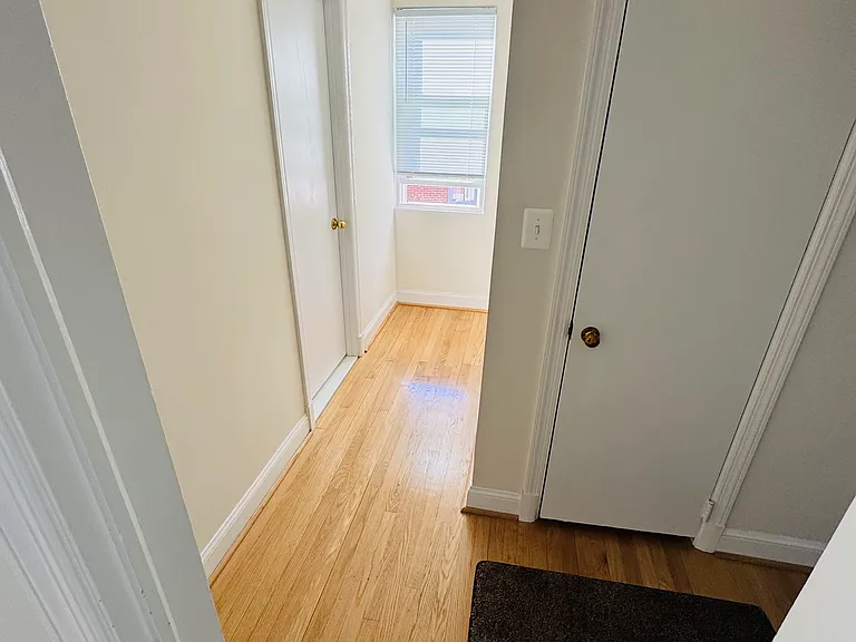 3309 Highwood Dr SE — Photo 24