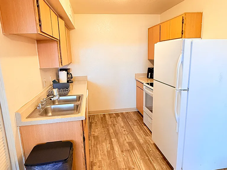 1645 N Kadota Ave #18 — Photo 6