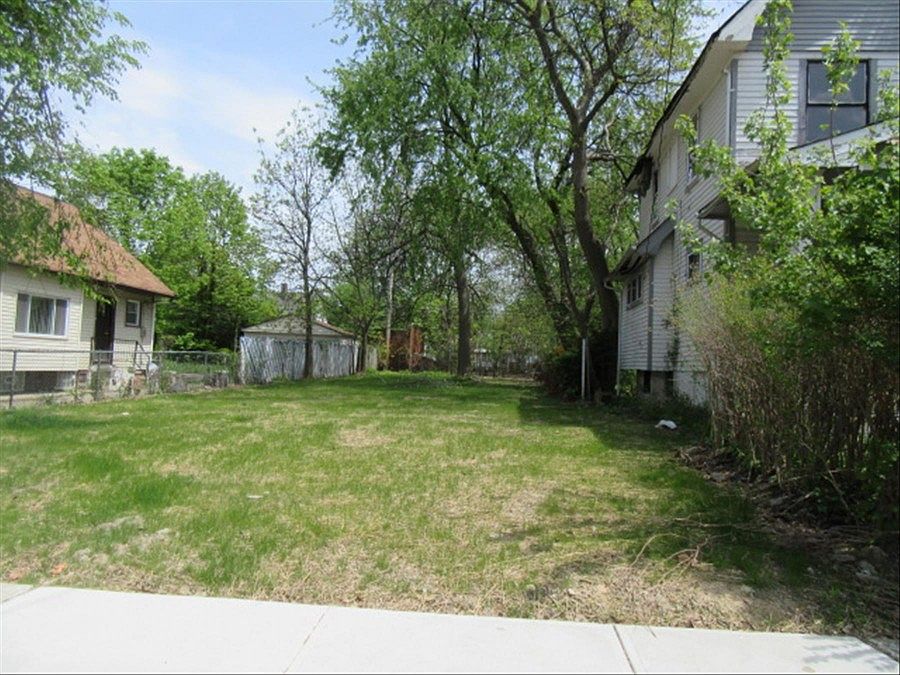 2nd image of 3427 E 145th St