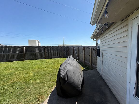 3rd image of 3504 & 3508 E Louisville St #3504