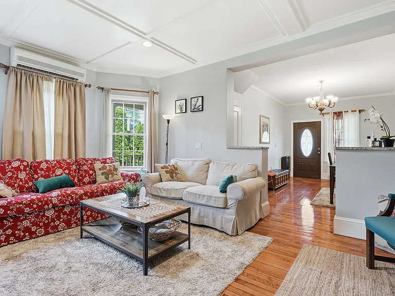 31 Church St #31 — Photo 2