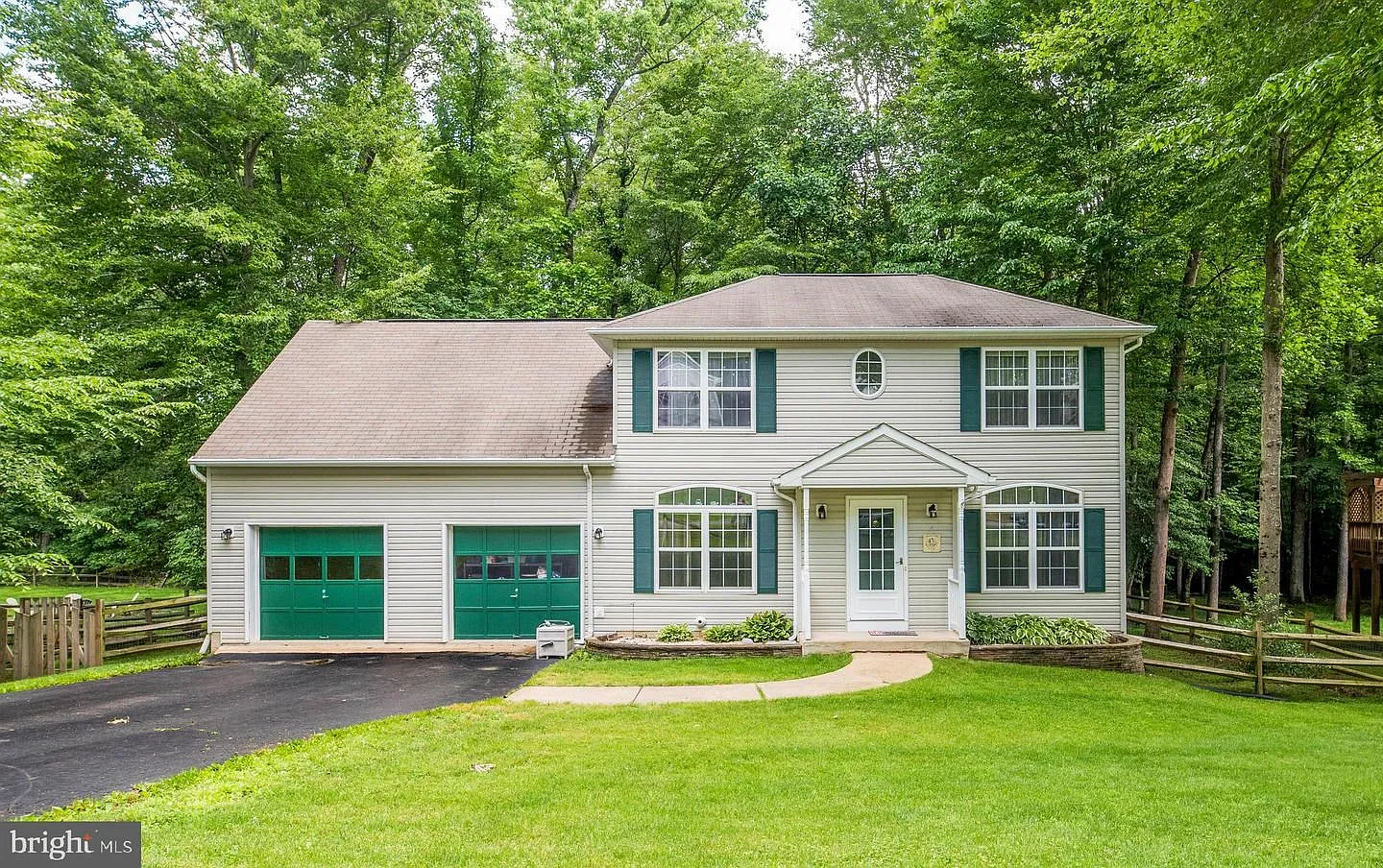5 Howard Cir photo 1