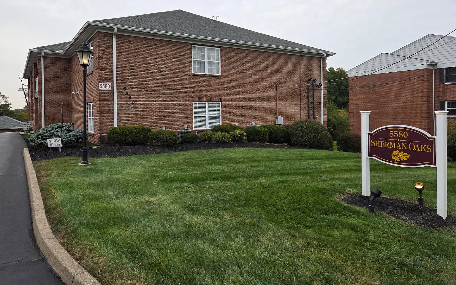 2 bed, 1145 sqft, $1,600 — Photo 2