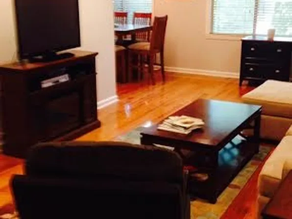 22 Southport Woods Dr, Southport, CT 06890