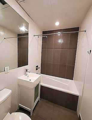 4th image of 214 Malcolm X Blvd #1R