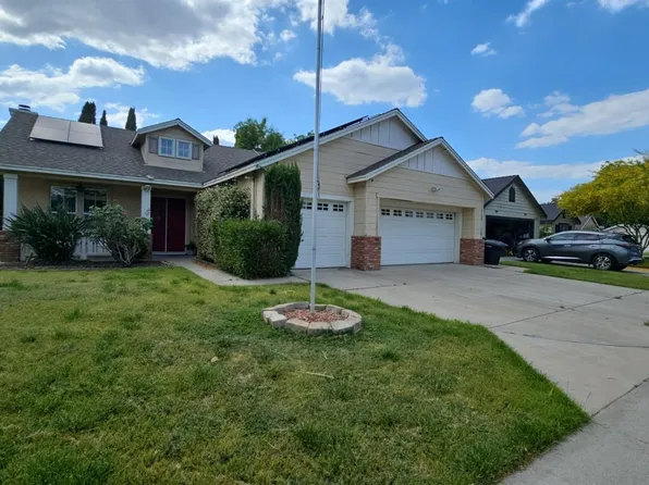 3026 Sage Ct, Hanford, CA 93230
