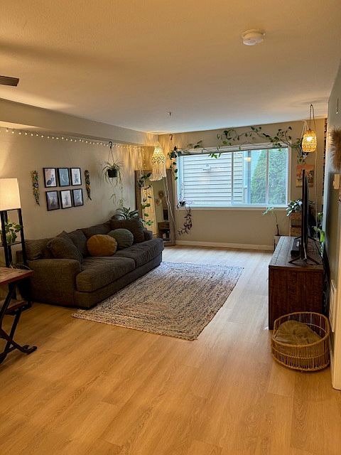 1st image of 12034 15th Ave NE Unit 103