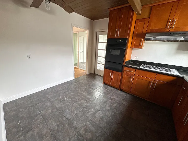 22 Wightman Ct — Photo 6