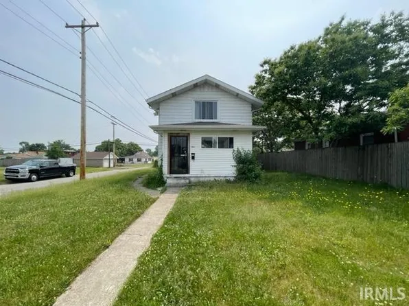 2104 S William St, South Bend, IN 46613