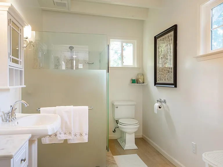 2 N East San Carlos 12th Ave — Photo 8