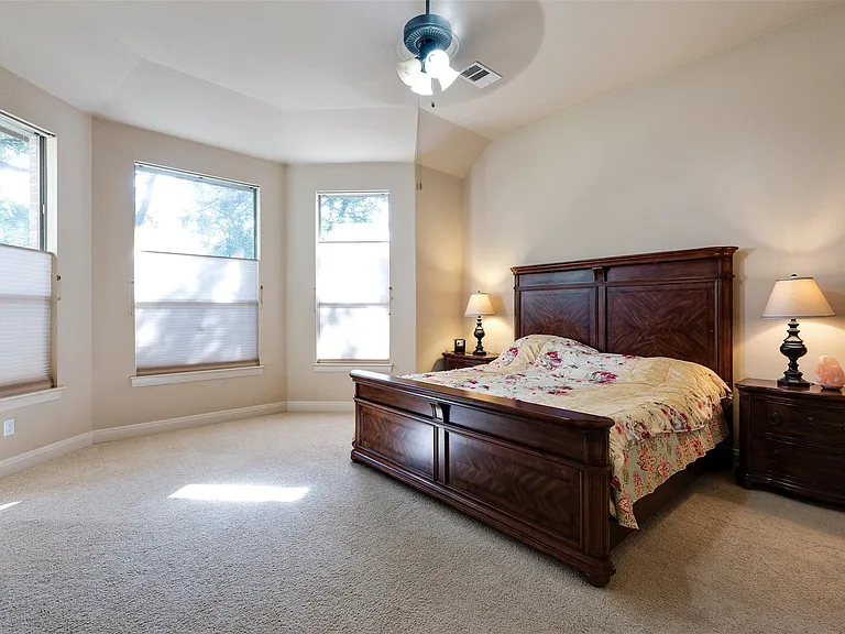 3808 Avery Woods Ln — Photo 9