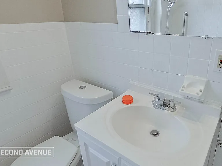 910 Dresden Rd — Photo 18