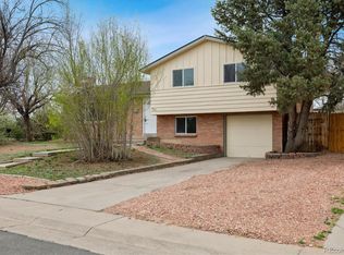 794 Elkhart St, Aurora, CO 80011