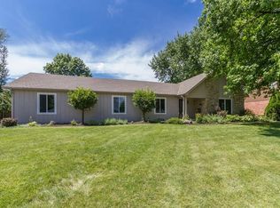 10714 Braewick Dr, Carmel, IN 46033