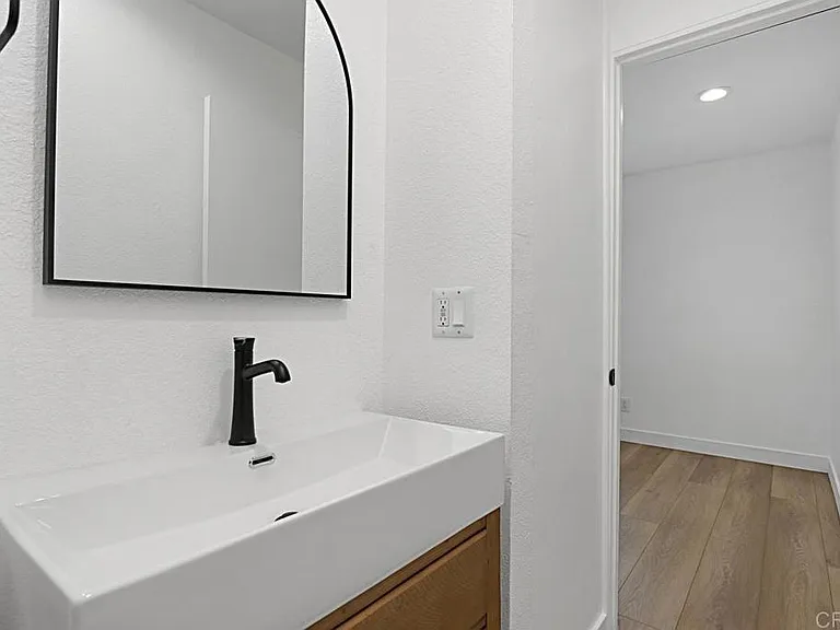 3413 Seabreeze Walk — Photo 12