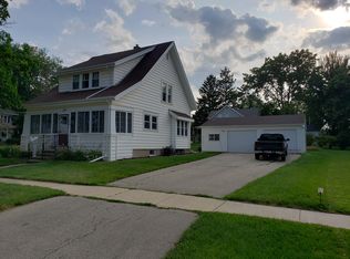 379 Adams St, Waterloo, WI 53594