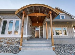 5833 S Frontier Trl, Sioux Falls, SD 57108