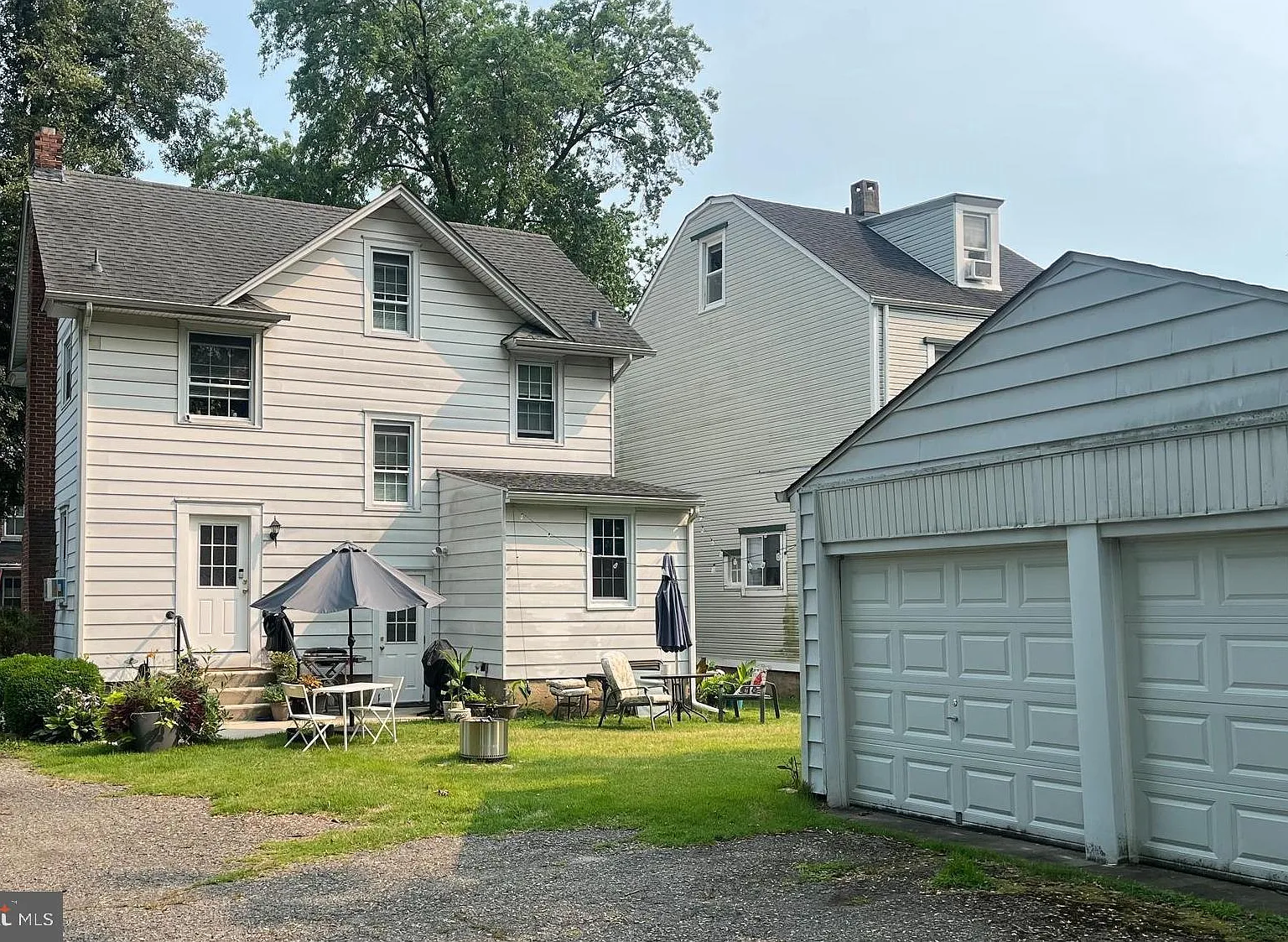 2 bed, 1.0 bath, 1312 sqft, $2,150 — Photo 4