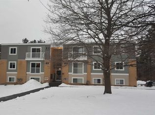 3 Constitution Dr #3A, Londonderry, NH 03053