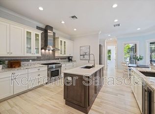 3919 Roberts Point Rd, Sarasota, FL 34242