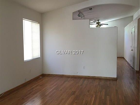 3rd image of 6101 Pumpkin Patch Ave