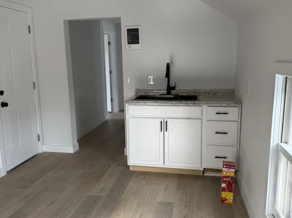 507 Washington Avenue, 507 Washington Ave #507A, Oshkosh, WI 54901