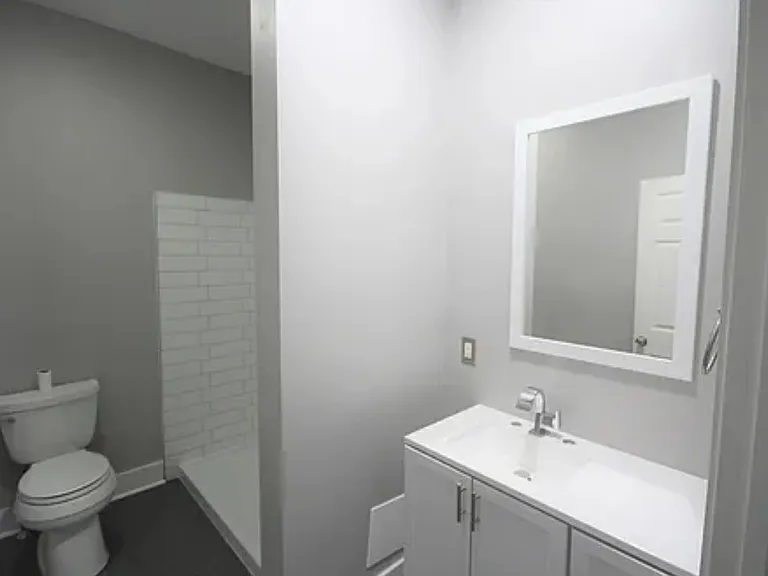 1217 Crease St #2 — Photo 6