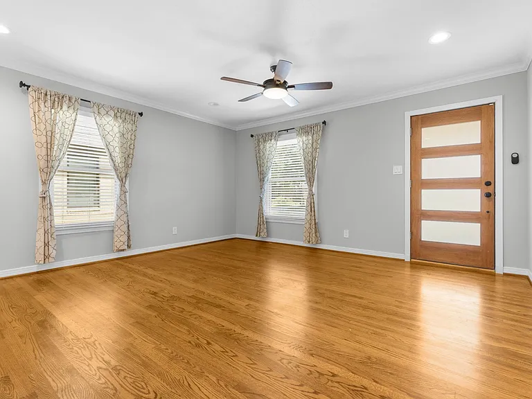 563 Hambrick Rd — Photo 18