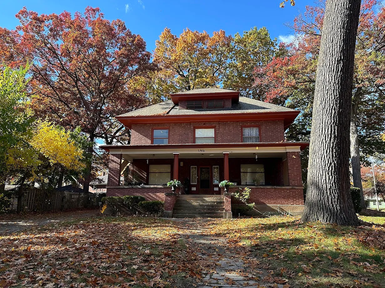 146 Oakdale Ave — Photo 4