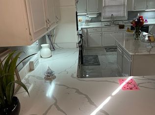 2982 S Germantown Rd, Germantown, TN 38138