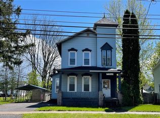 369 Lenox Ave, Oneida, NY 13421