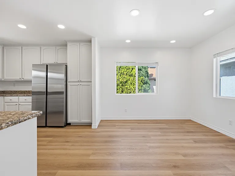 6230 Rose St — Photo 5