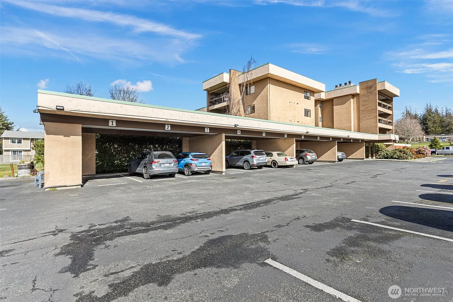 2021 N LaVenture Road #303 photo 1